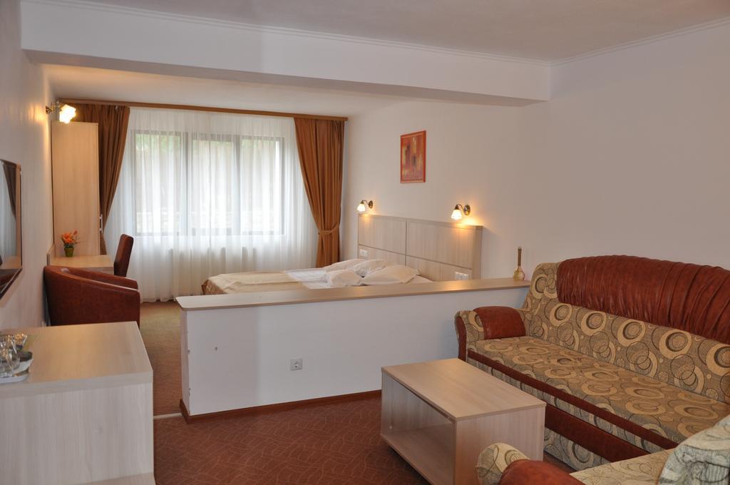 Cabana Claris Ferencfalva Szoba fotó